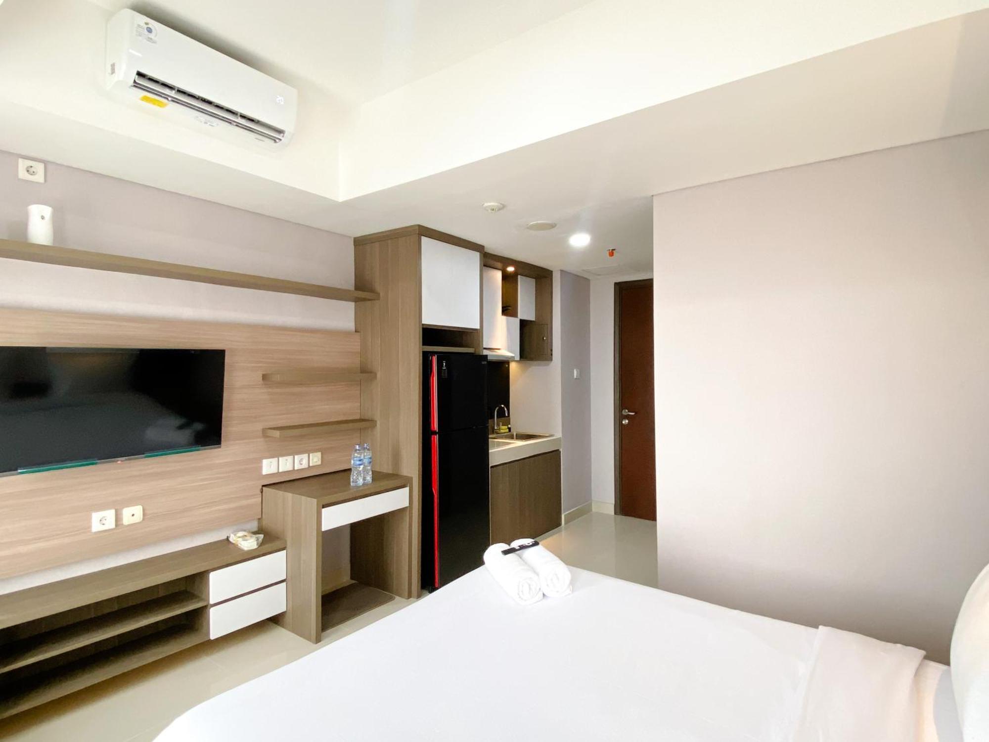 Modern And Comfy Studio At Pollux Chadstone Apartment By Travelio Cikarang Extérieur photo